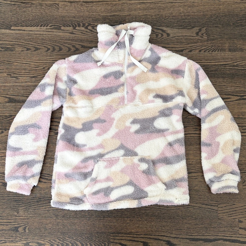SO Supercozy Sherpa Quarter Zip Camo Pullover